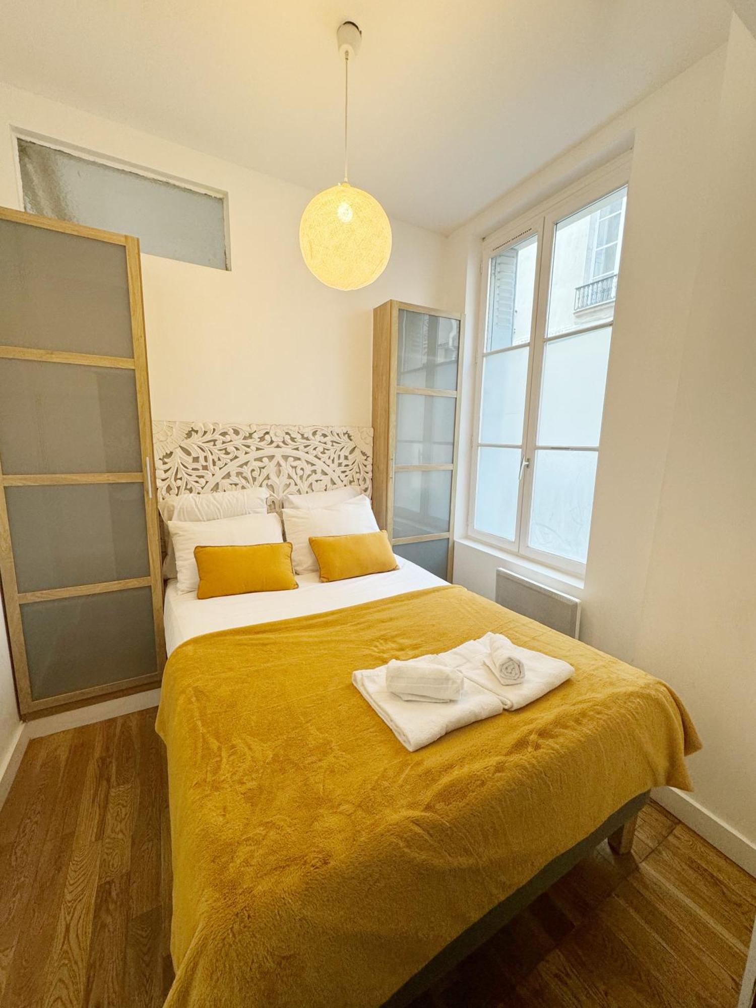 Suite Du Lion/Ac Historic Flat, Marais, 4-5 Guests Париж Экстерьер фото